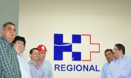 Secretário estadual de Saúde, presidente da Alerj, e deputados da região visitam obras do Hospital Regional